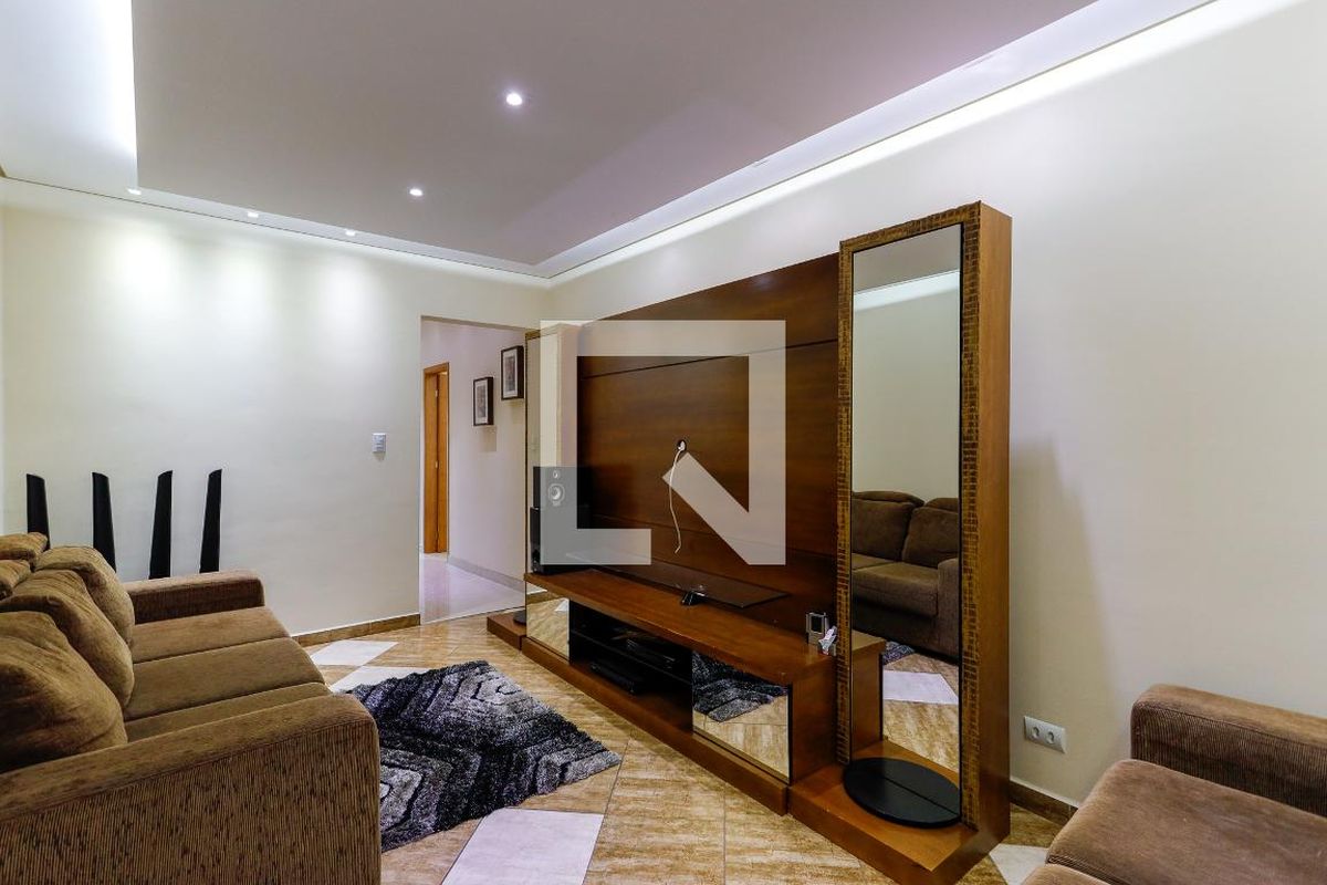 Casa, 2 quartos, 200 m² - Foto 1