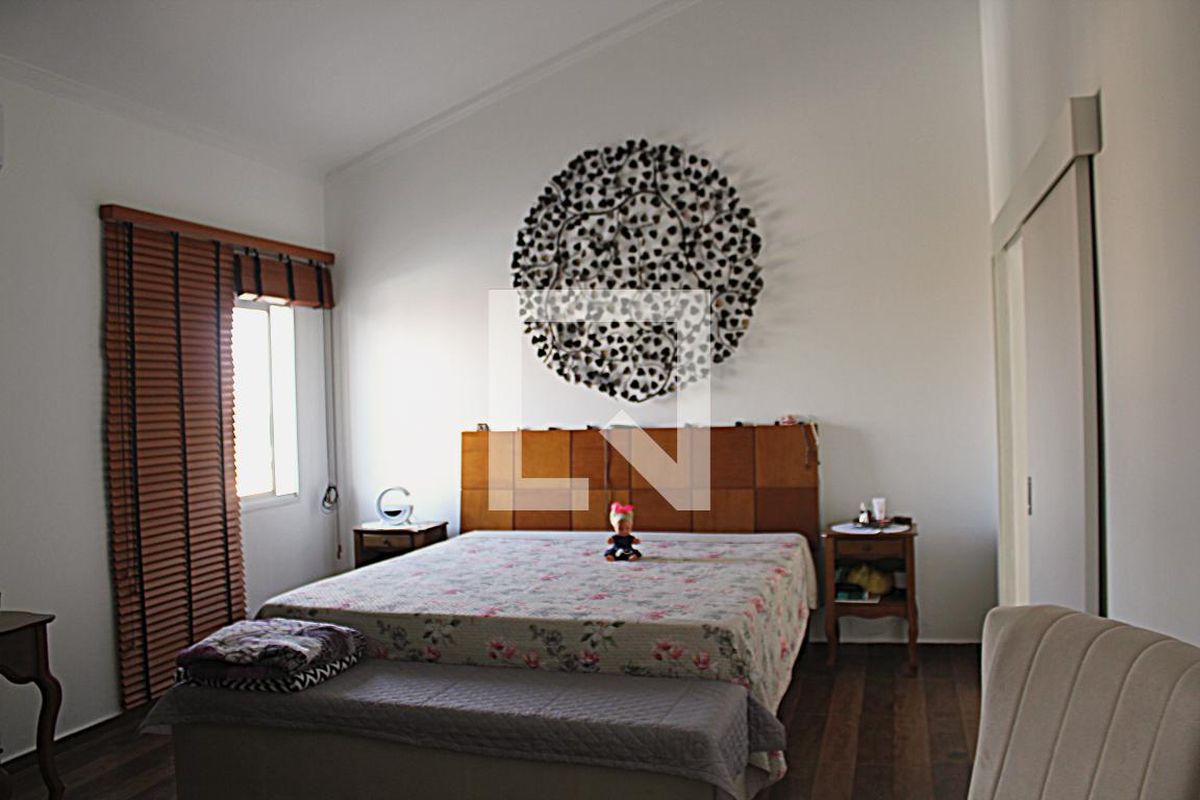 Casa, 4 quartos, 390 m² - Foto 47