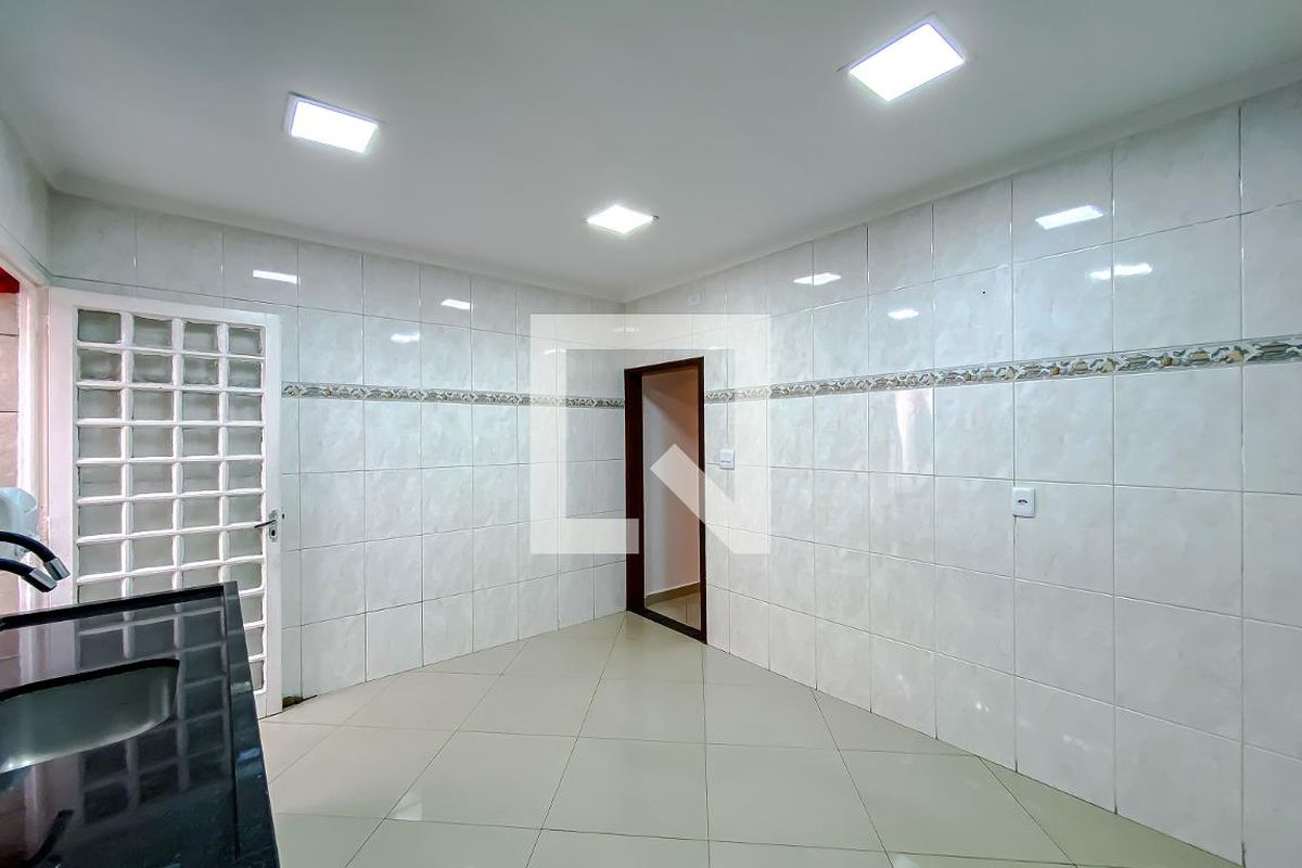 Casa, 2 quartos, 80 m² - Foto 22