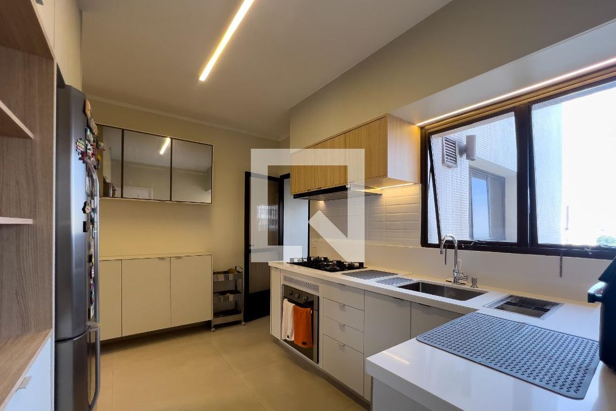 Apartamento, 3 quartos, 184 m² - Foto 43