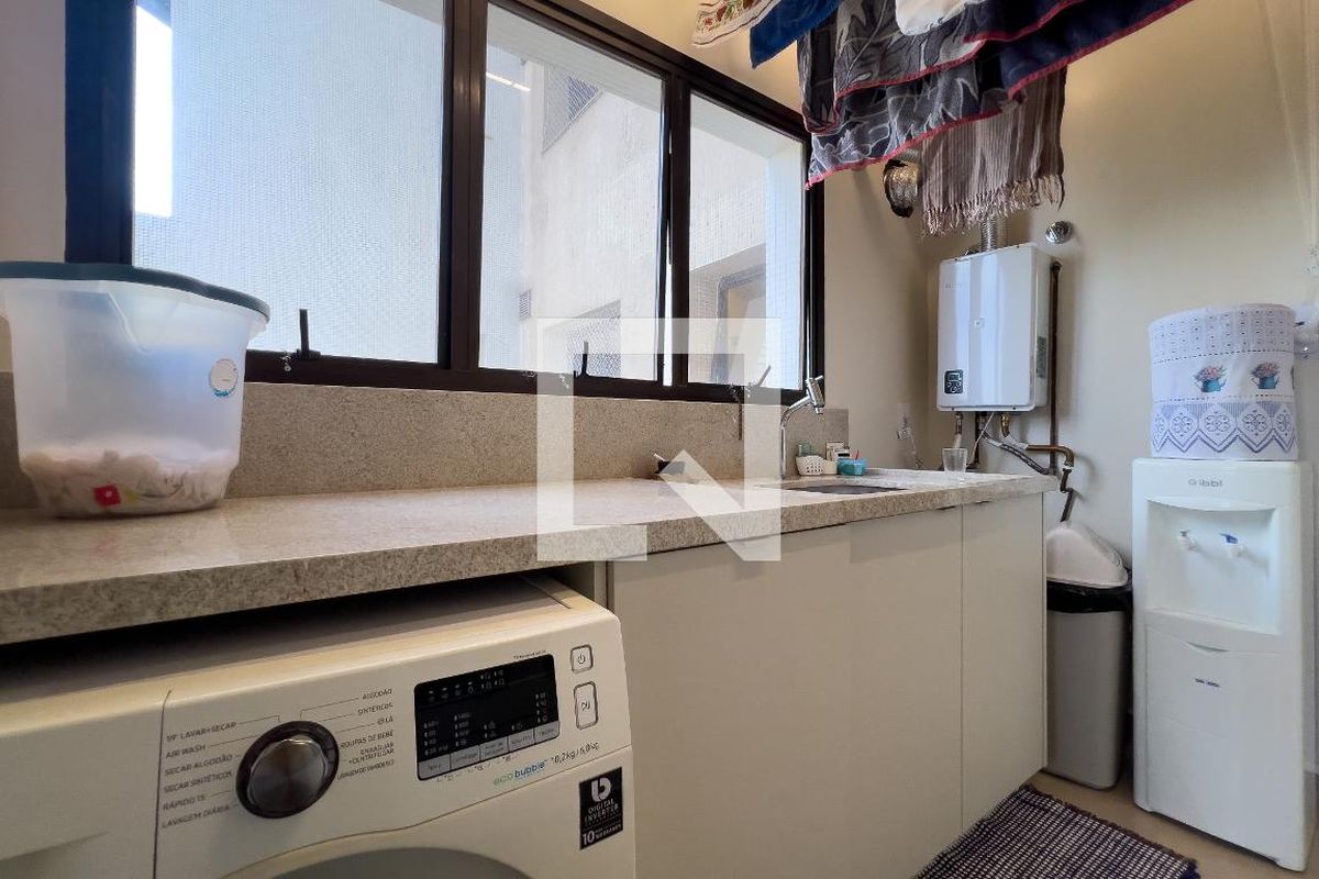 Apartamento, 3 quartos, 184 m² - Foto 47