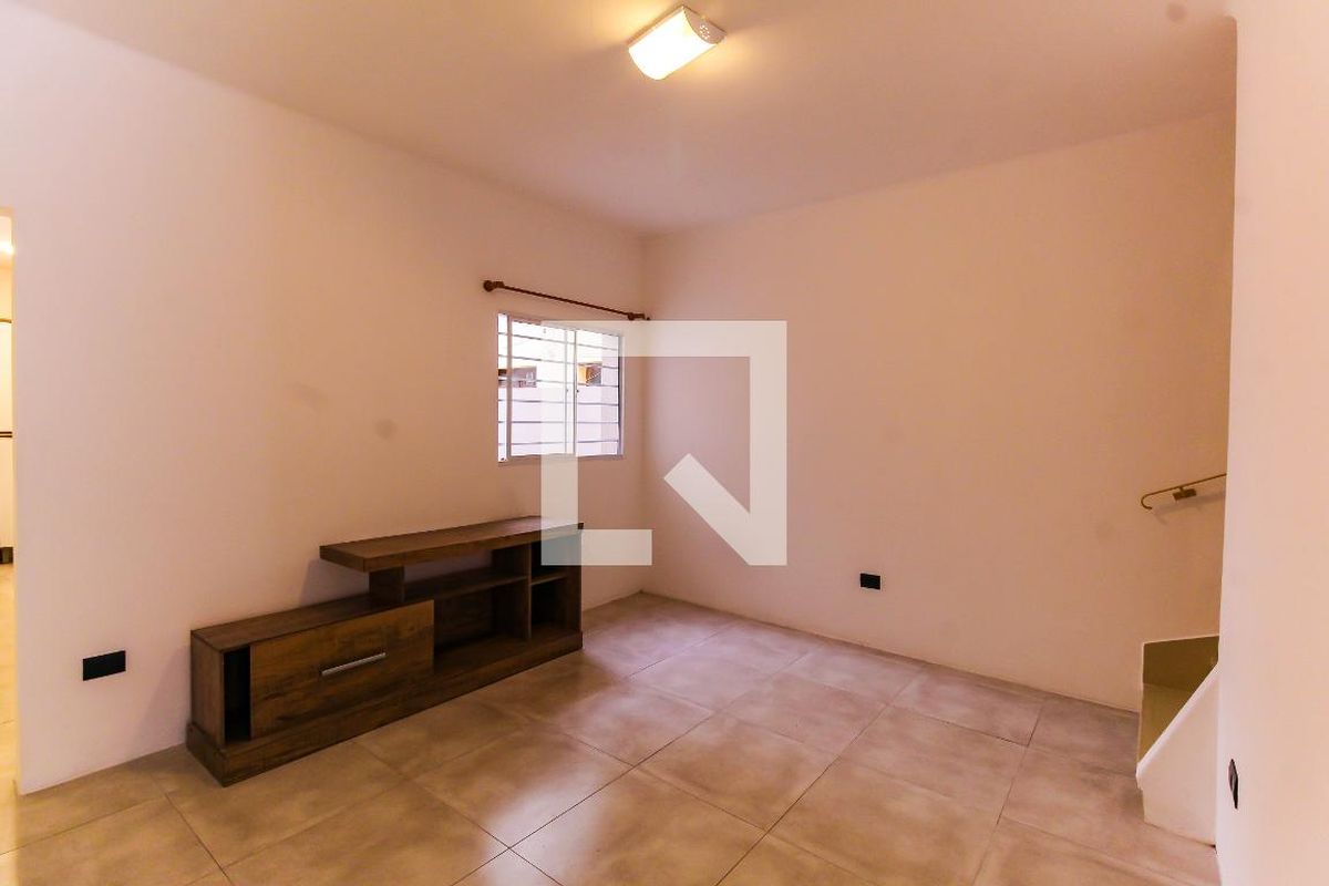 Casa, 4 quartos, 140 m² - Foto 1