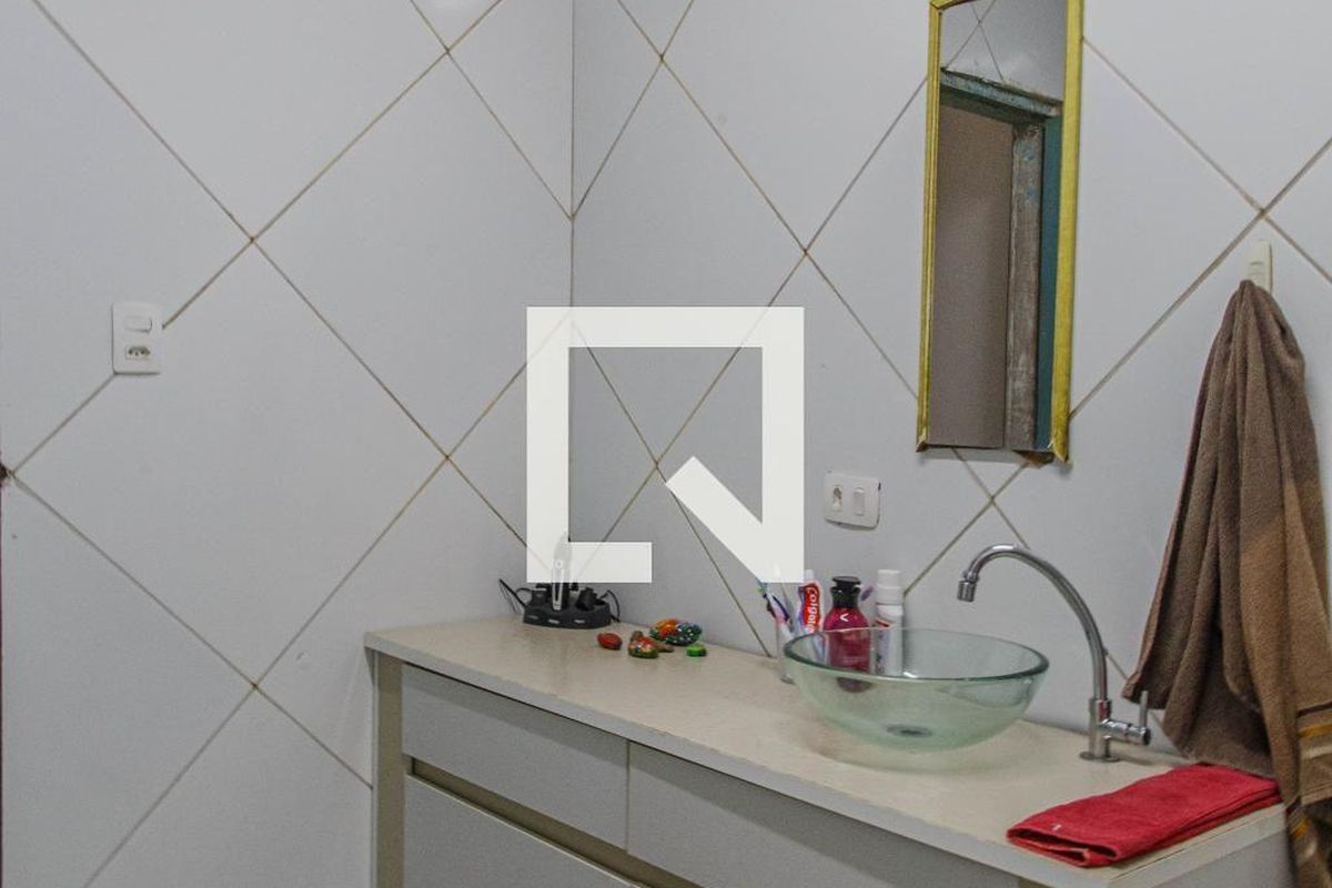 Casa, 2 quartos, 240 m² - Foto 28