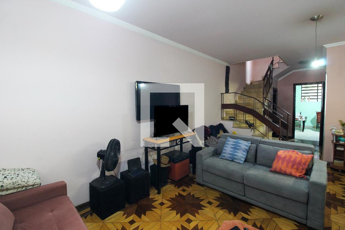 Casa, 3 quartos, 174 m² - Foto 1