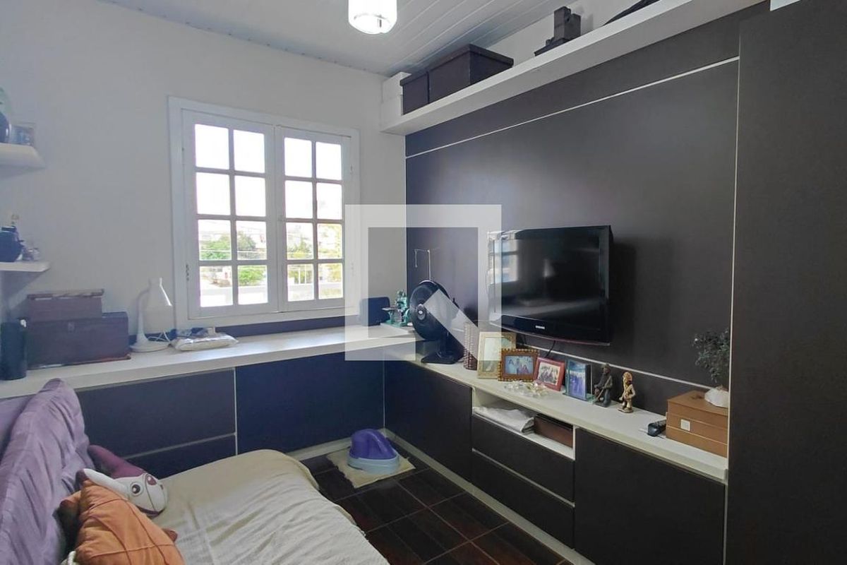 Casa, 5 quartos, 230 m² - Foto 33