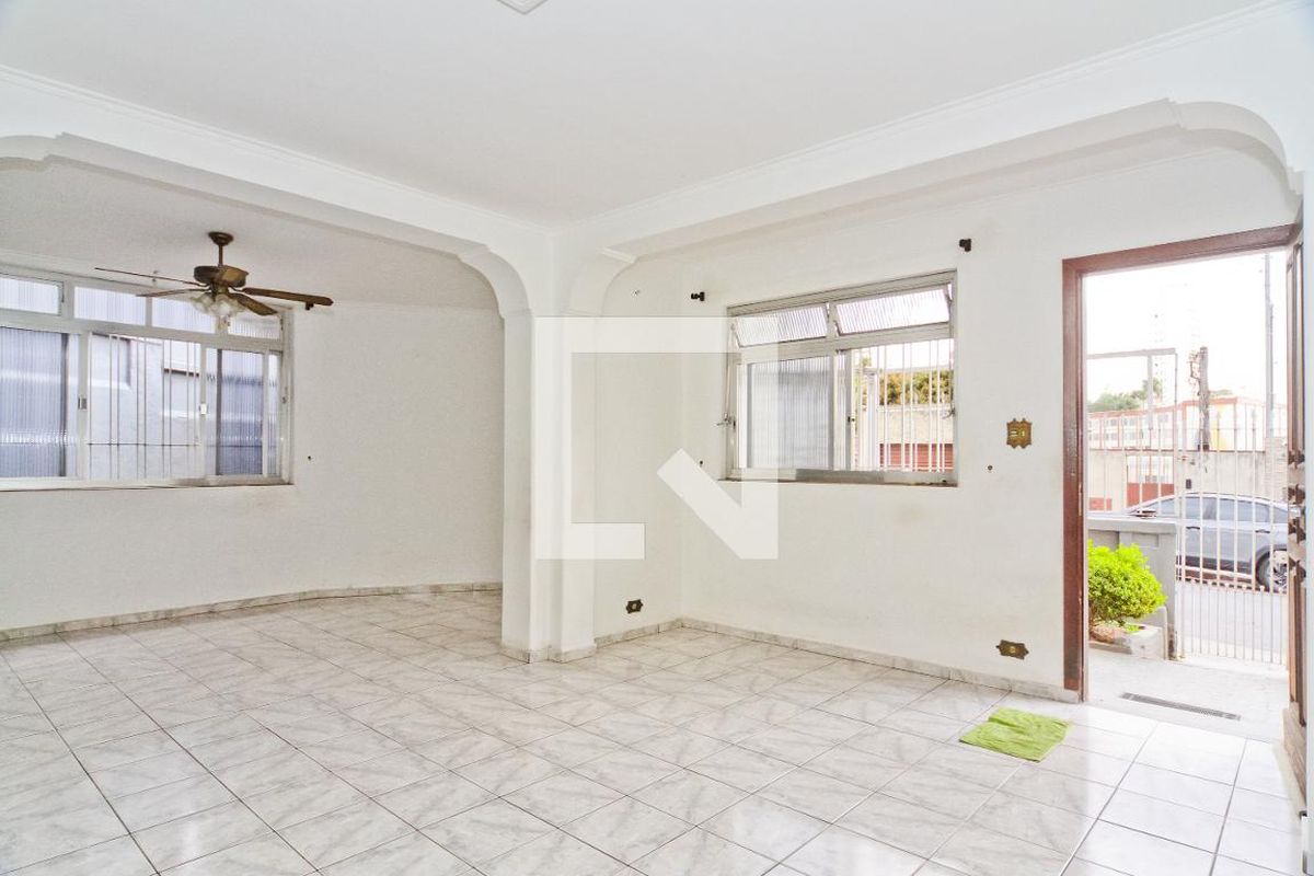 Casa, 3 quartos, 210 m² - Foto 3