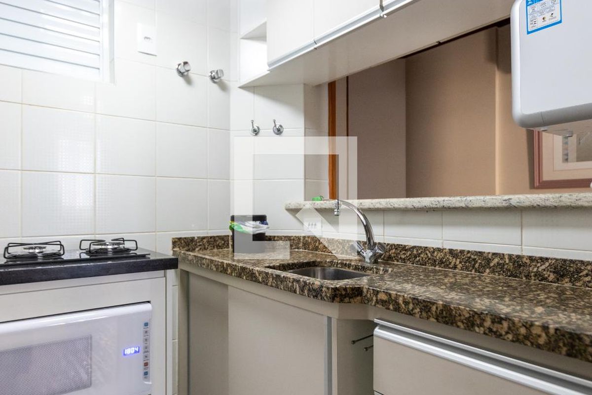 Apartamento à Venda - Centro, 1 Quarto,  50 m2 em , Campinas - sp | SoloBR