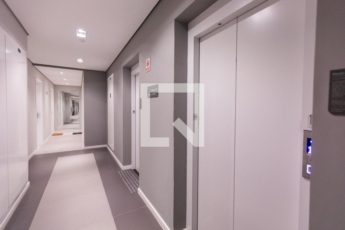 Apartamento à Venda - Centro, 1 Quarto,  50 m2 em , Campinas - sp | SoloBR