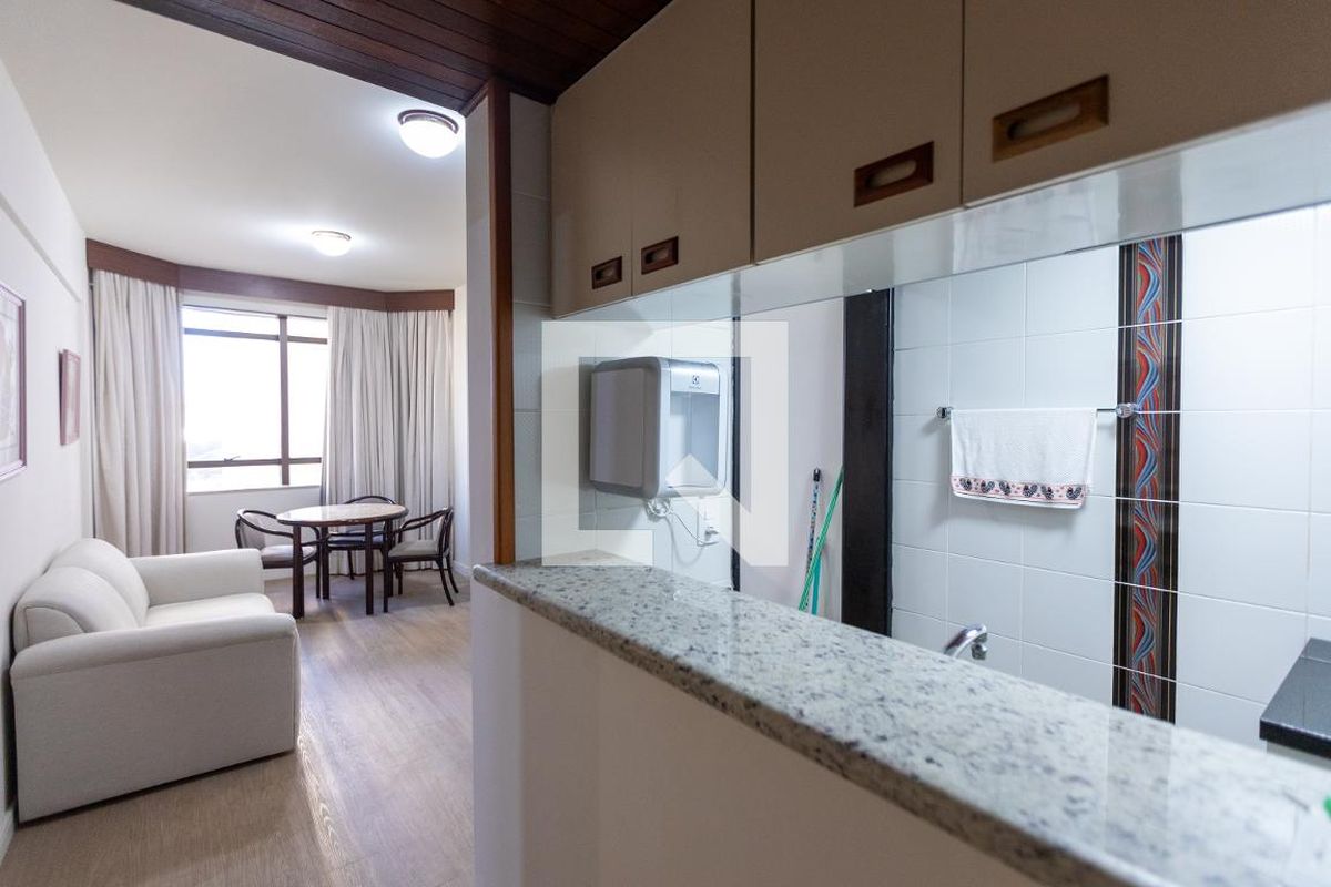 Apartamento à Venda - Centro, 1 Quarto,  50 m2 em , Campinas - sp | SoloBR
