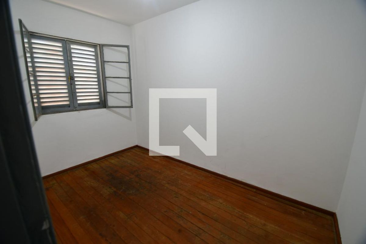 Casa à Venda - Jardim Chapadão, 2 Quartos,  150 m2 em , Campinas - sp | SoloBR