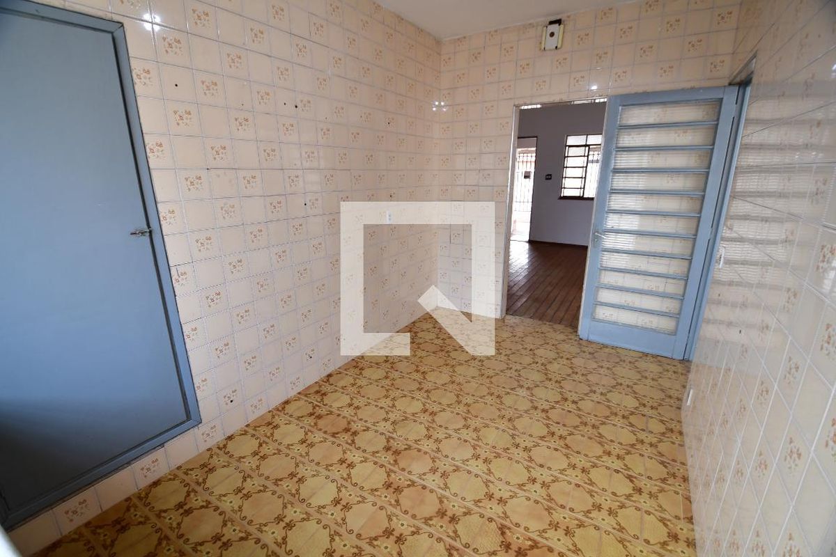 Casa à Venda - Jardim Chapadão, 2 Quartos,  150 m2 em , Campinas - sp | SoloBR