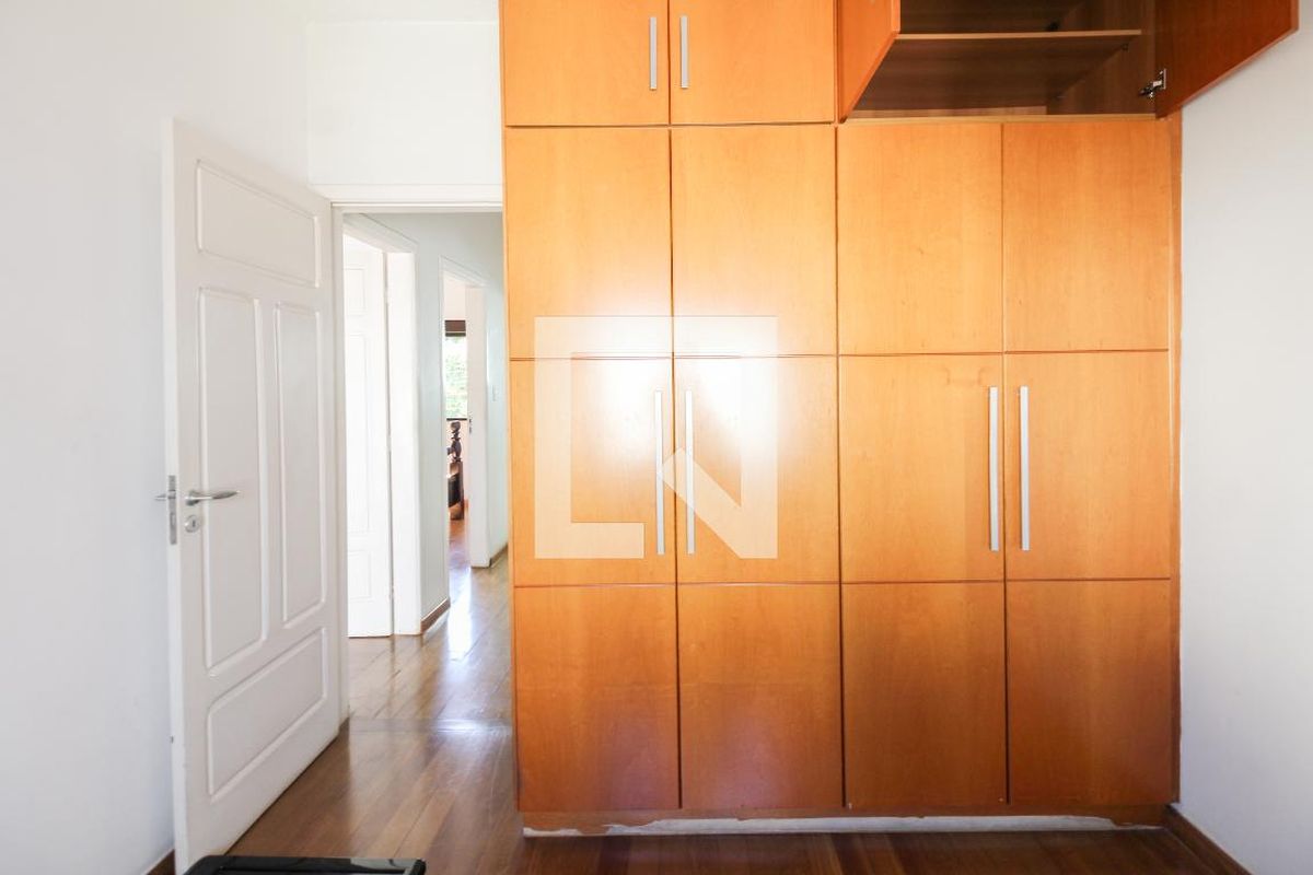 Casa, 3 quartos, 190 m² - Foto 35