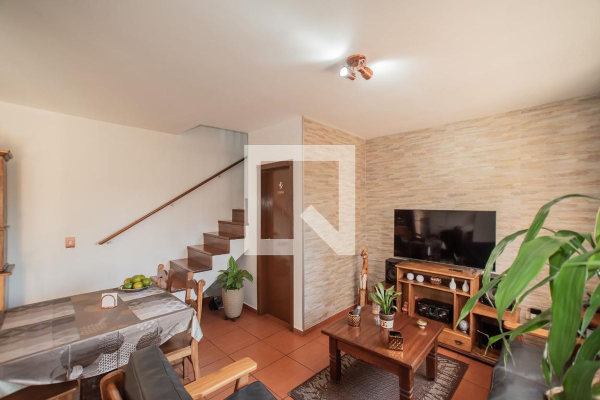Casa, 2 quartos, 102 m² - Foto 1