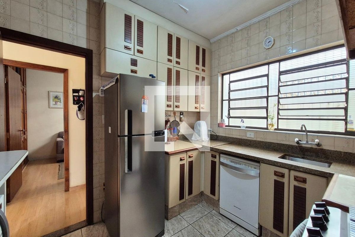 Casa à Venda - Parque Prado, 4 Quartos,  250 m2 em , Campinas - sp | SoloBR