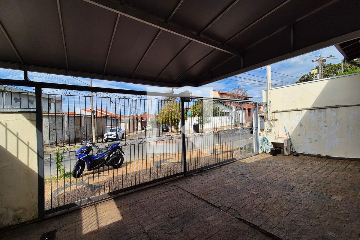 Casa à Venda - Parque Prado, 4 Quartos,  250 m2 em , Campinas - sp | SoloBR