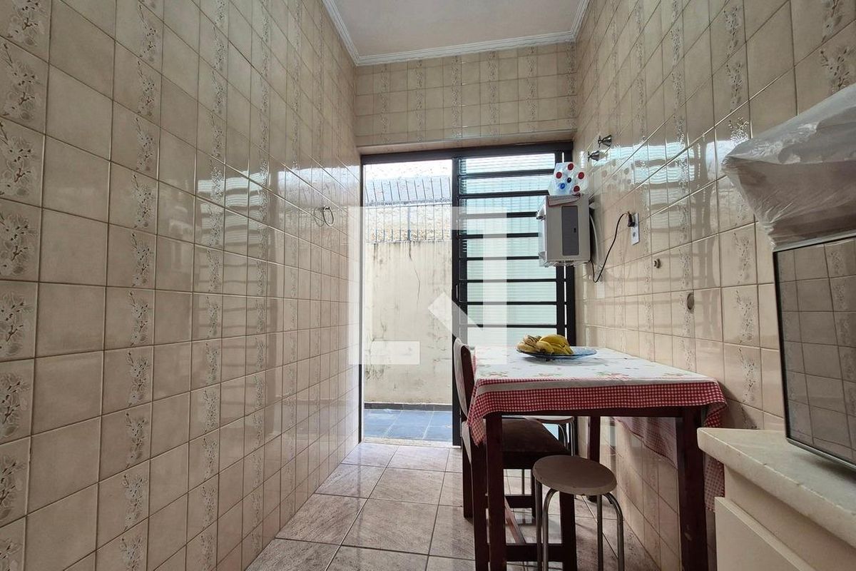Casa à Venda - Parque Prado, 4 Quartos,  250 m2 em , Campinas - sp | SoloBR