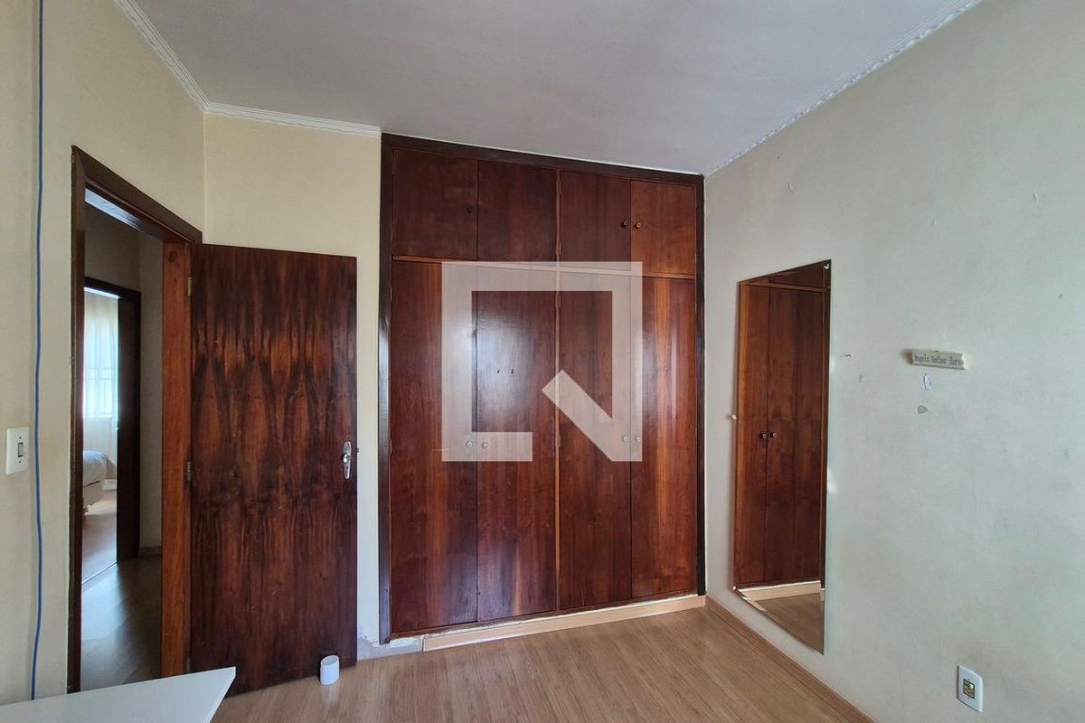 Casa à Venda - Parque Prado, 4 Quartos,  250 m2 em , Campinas - sp | SoloBR