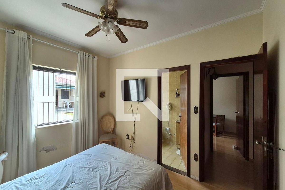 Casa à Venda - Parque Prado, 4 Quartos,  250 m2 em , Campinas - sp | SoloBR