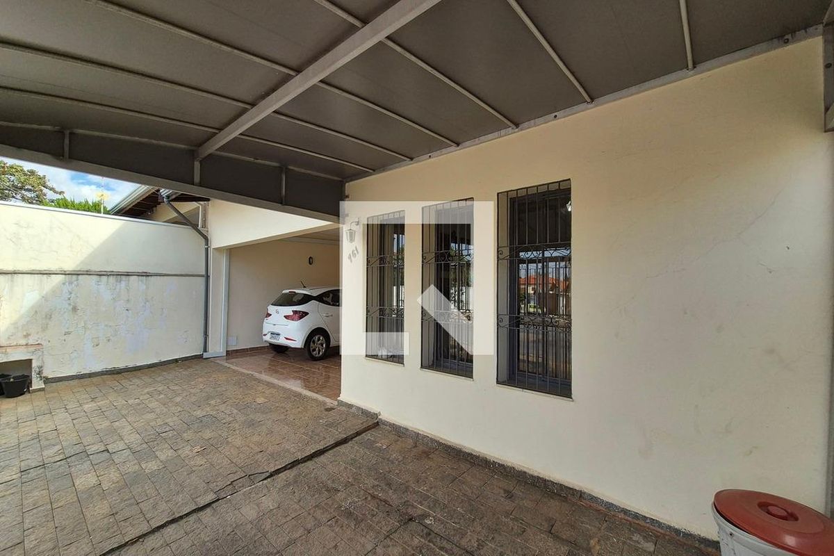 Casa à Venda - Parque Prado, 4 Quartos,  250 m2 em , Campinas - sp | SoloBR