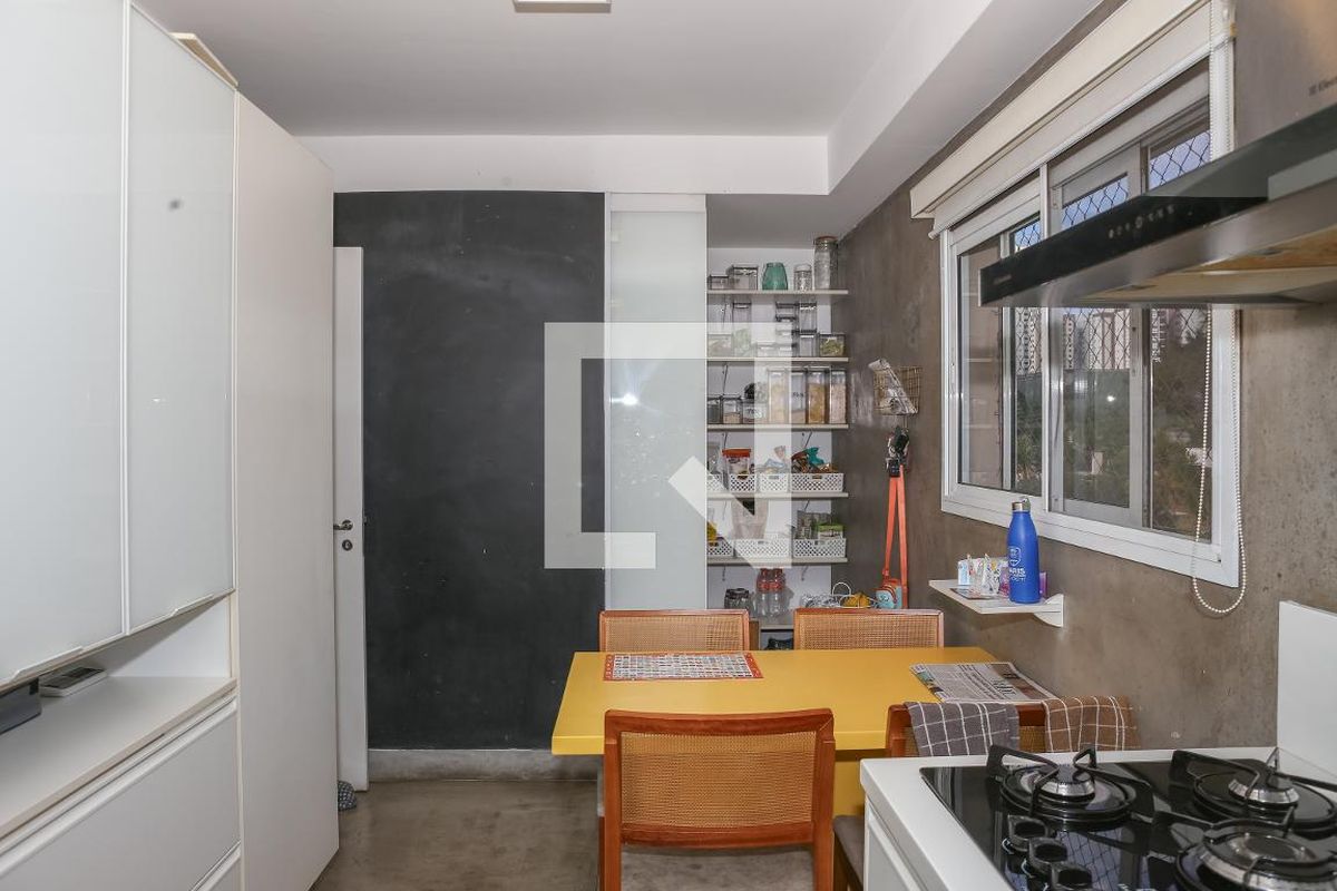 Apartamento, 3 quartos, 210 m² - Foto 48