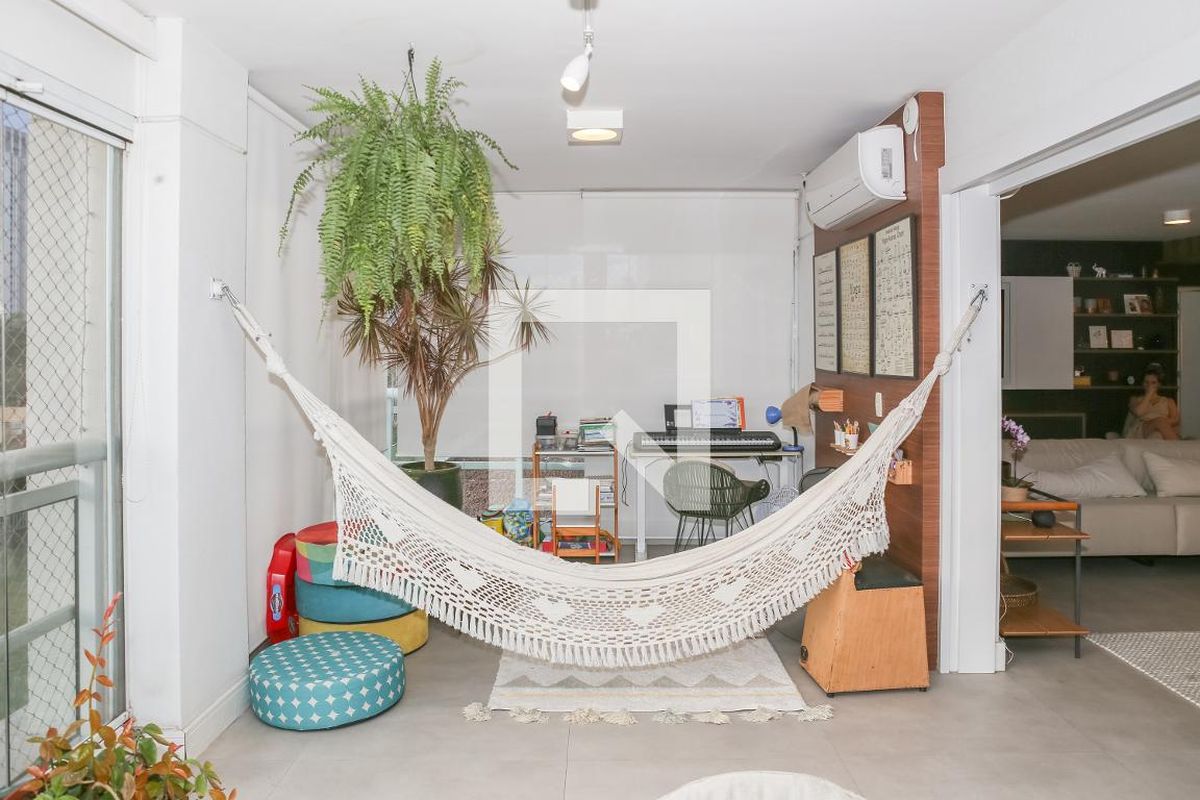 Apartamento, 3 quartos, 210 m² - Foto 11