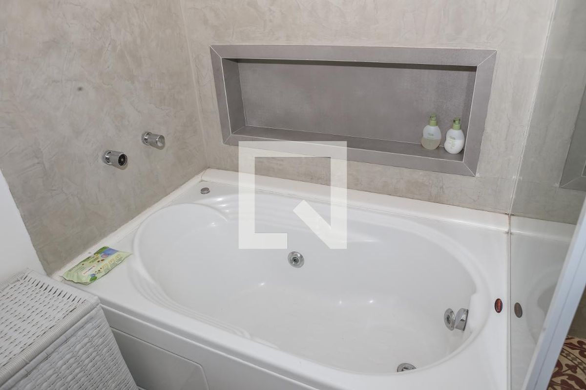 Apartamento, 3 quartos, 210 m² - Foto 27