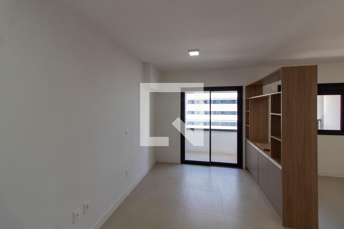 Apartamento à Venda - Bosque, 1 Quarto,  46 m2 em , Campinas - sp | SoloBR