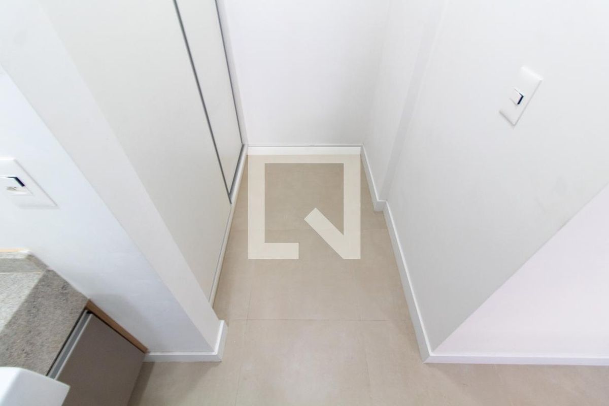 Apartamento à Venda - Bosque, 1 Quarto,  46 m2 em , Campinas - sp | SoloBR