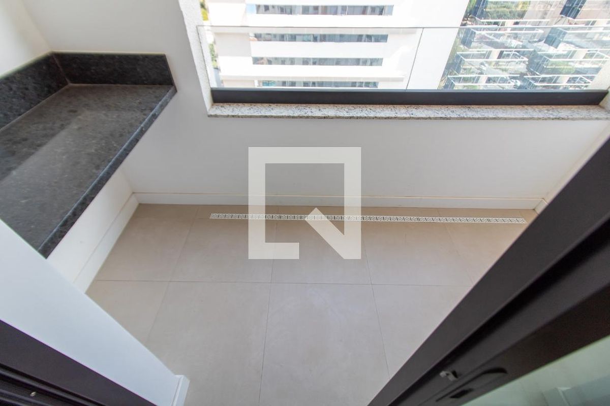 Apartamento à Venda - Bosque, 1 Quarto,  46 m2 em , Campinas - sp | SoloBR