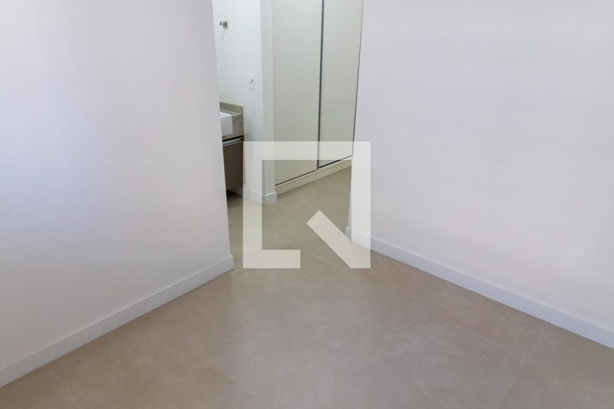 Apartamento à Venda - Bosque, 1 Quarto,  46 m2 em , Campinas - sp | SoloBR