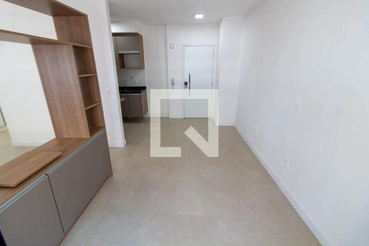 Apartamento à Venda - Bosque, 1 Quarto,  46 m2 em , Campinas - sp | SoloBR