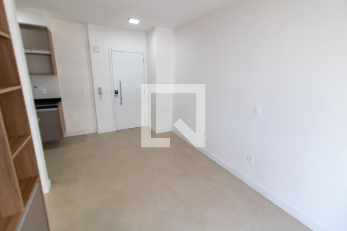 Apartamento à Venda - Bosque, 1 Quarto,  46 m2 em , Campinas - sp | SoloBR
