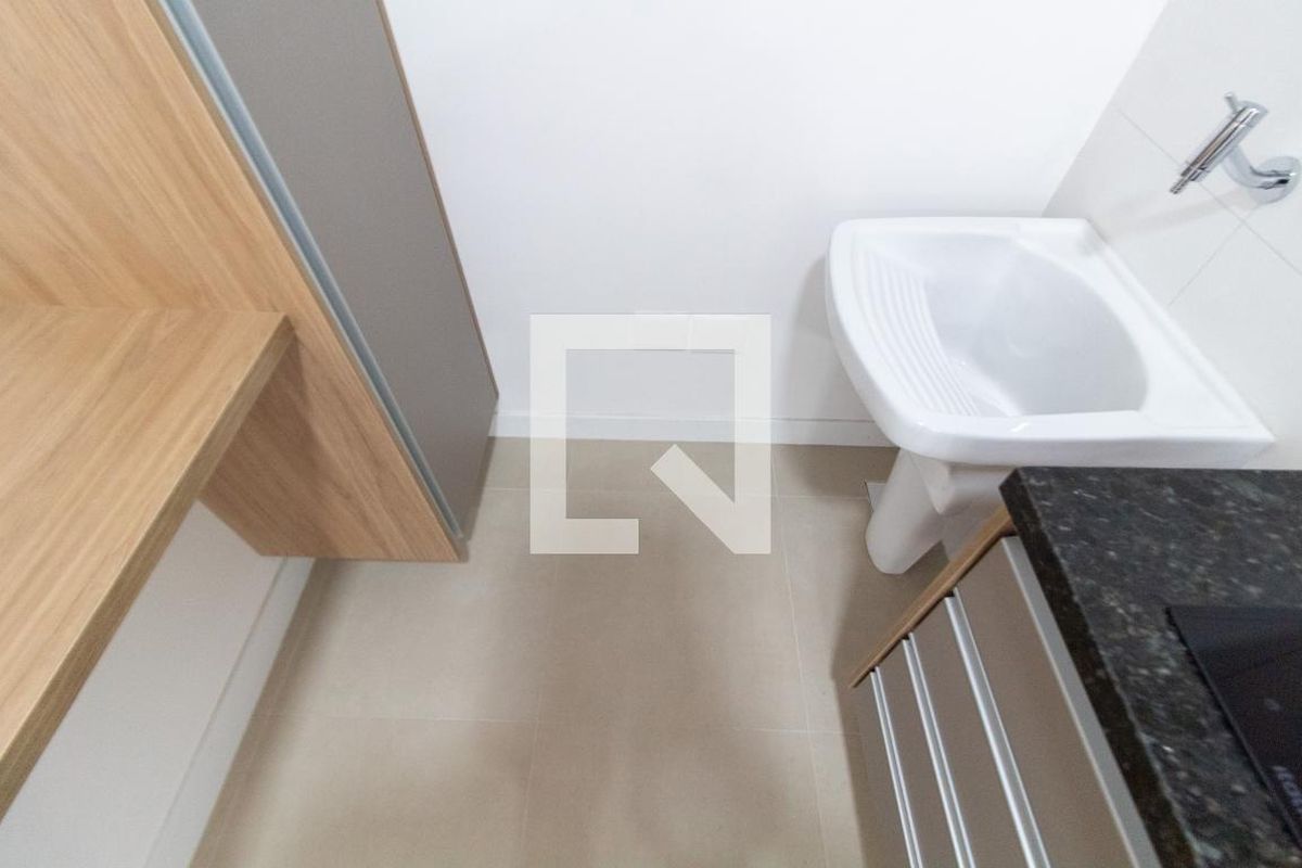 Apartamento à Venda - Bosque, 1 Quarto,  46 m2 em , Campinas - sp | SoloBR