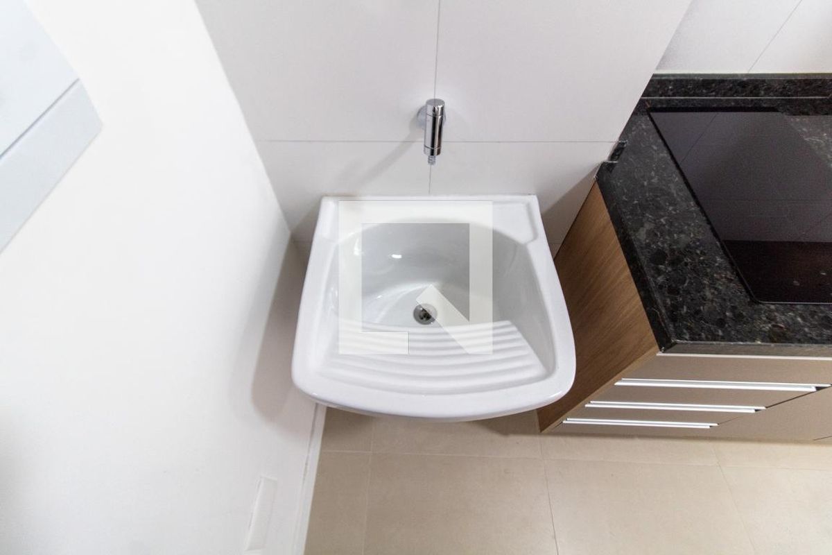 Apartamento à Venda - Bosque, 1 Quarto,  46 m2 em , Campinas - sp | SoloBR