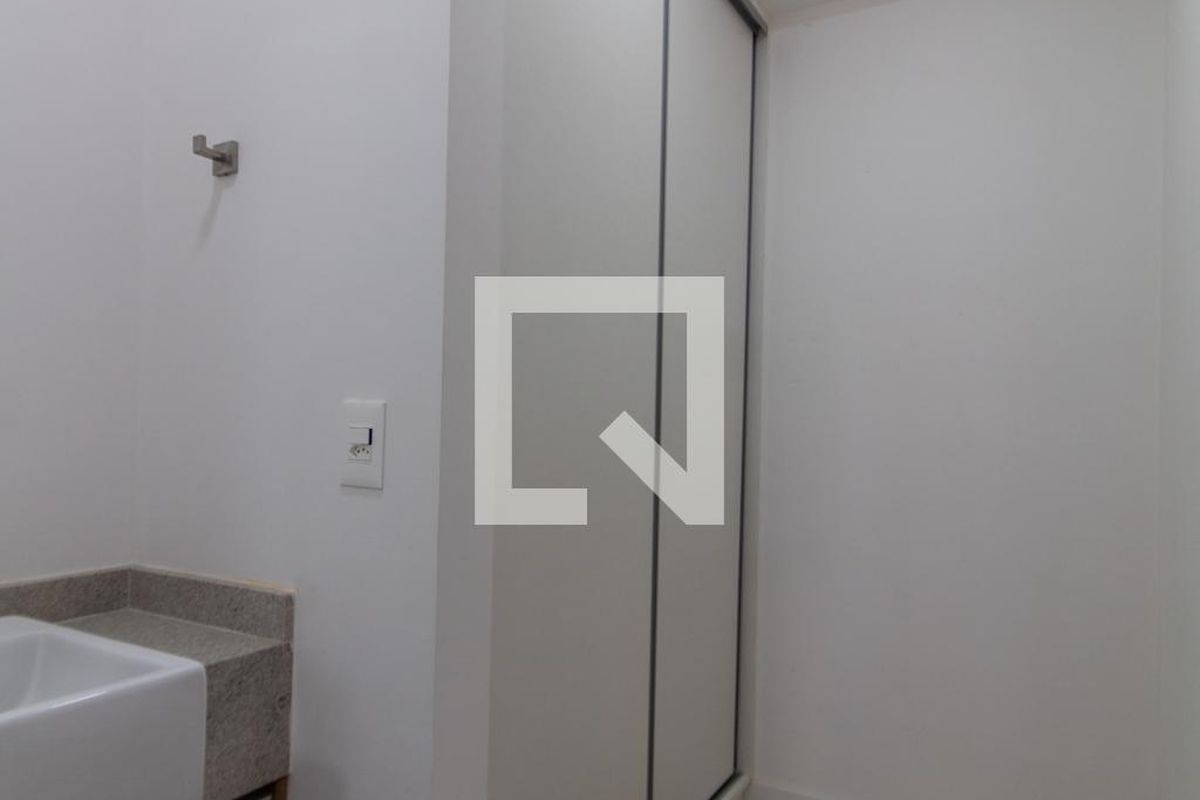 Apartamento à Venda - Bosque, 1 Quarto,  46 m2 em , Campinas - sp | SoloBR