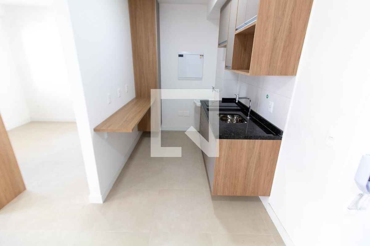 Apartamento à Venda - Bosque, 1 Quarto,  46 m2 em , Campinas - sp | SoloBR