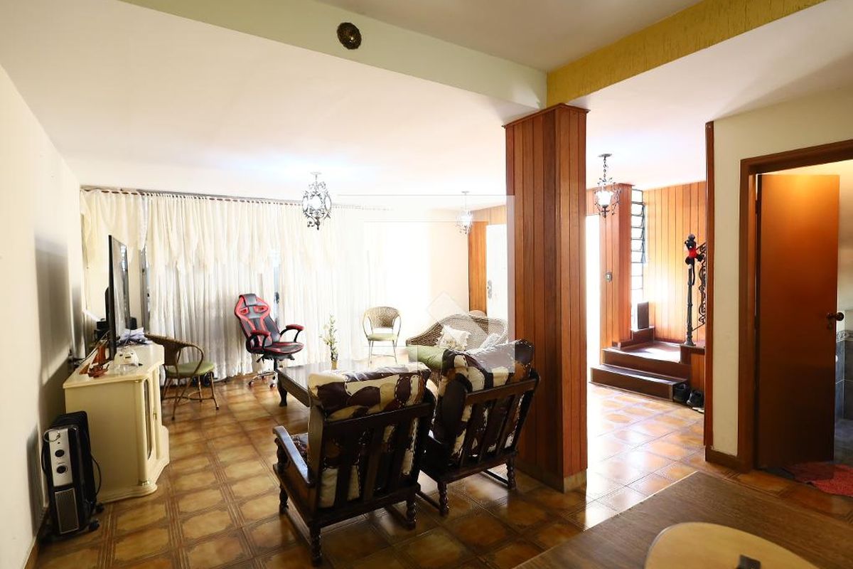 Casa, 5 quartos, 168 m² - Foto 4