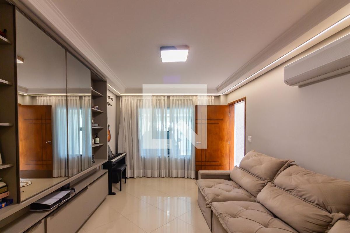 Casa, 3 quartos, 130 m² - Foto 2