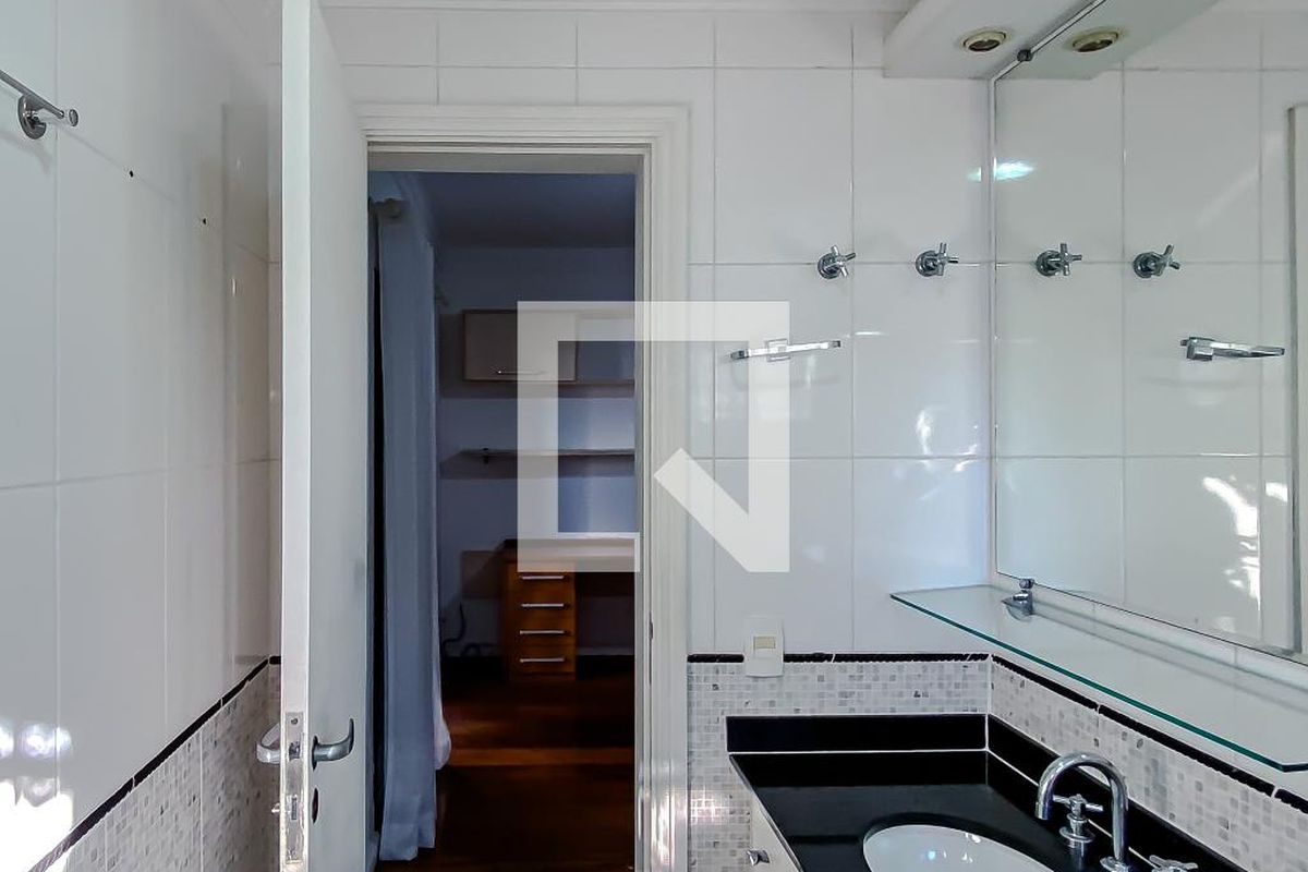 Apartamento, 4 quartos, 200 m² - Foto 21