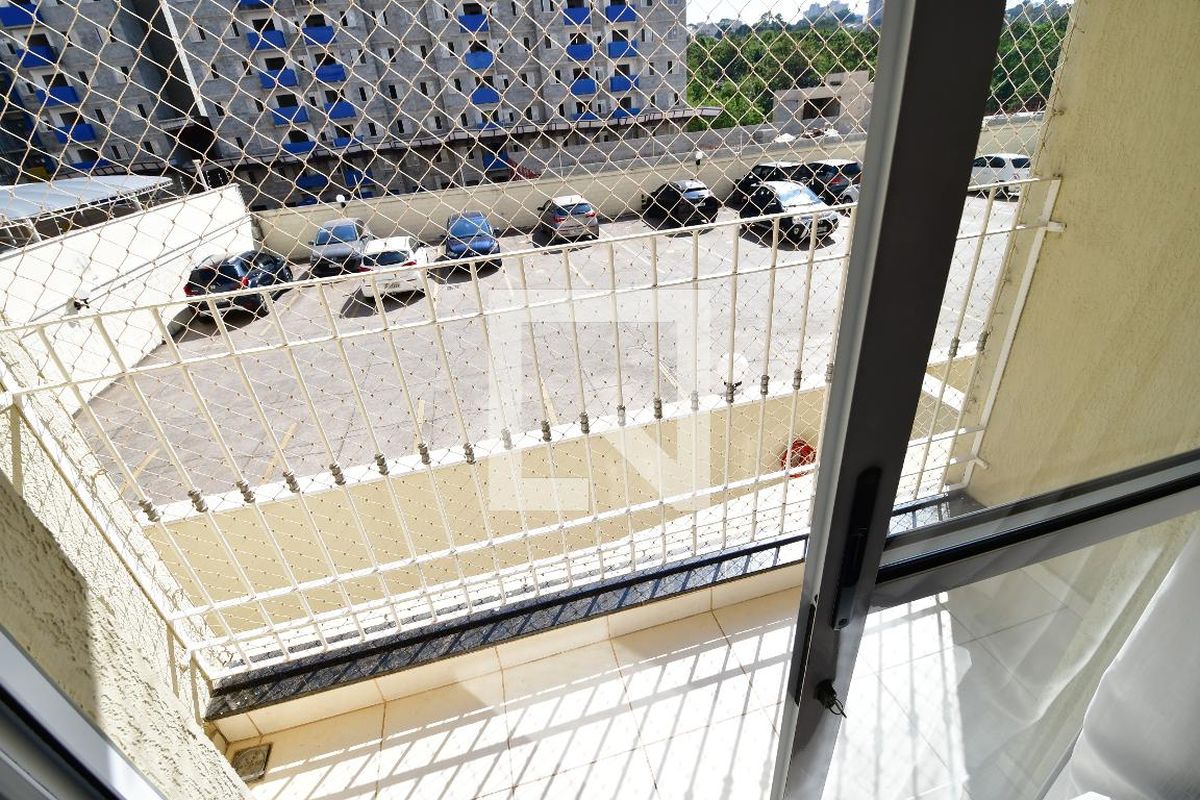 Apartamento à Venda - Mansões Santo Antônio, 2 Quartos,  60 m2 em , Campinas - sp | SoloBR