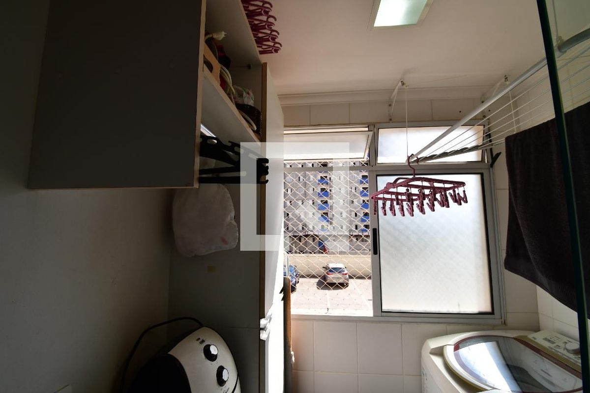 Apartamento à Venda - Mansões Santo Antônio, 2 Quartos,  60 m2 em , Campinas - sp | SoloBR
