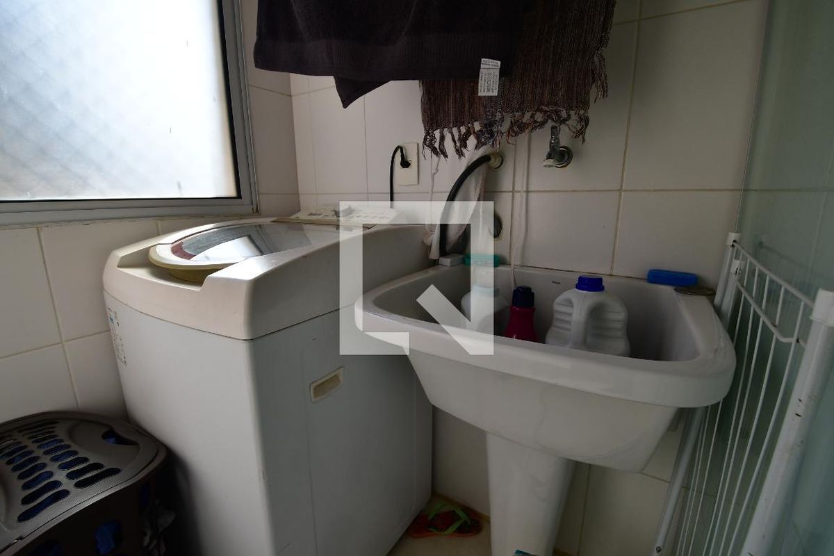 Apartamento à Venda - Mansões Santo Antônio, 2 Quartos,  60 m2 em , Campinas - sp | SoloBR