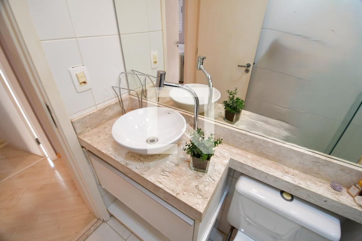 Apartamento à Venda - Mansões Santo Antônio, 2 Quartos,  60 m2 em , Campinas - sp | SoloBR