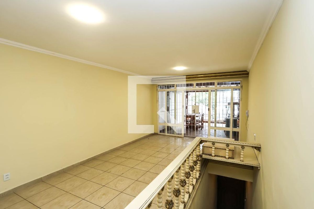 Casa, 3 quartos, 152 m² - Foto 2