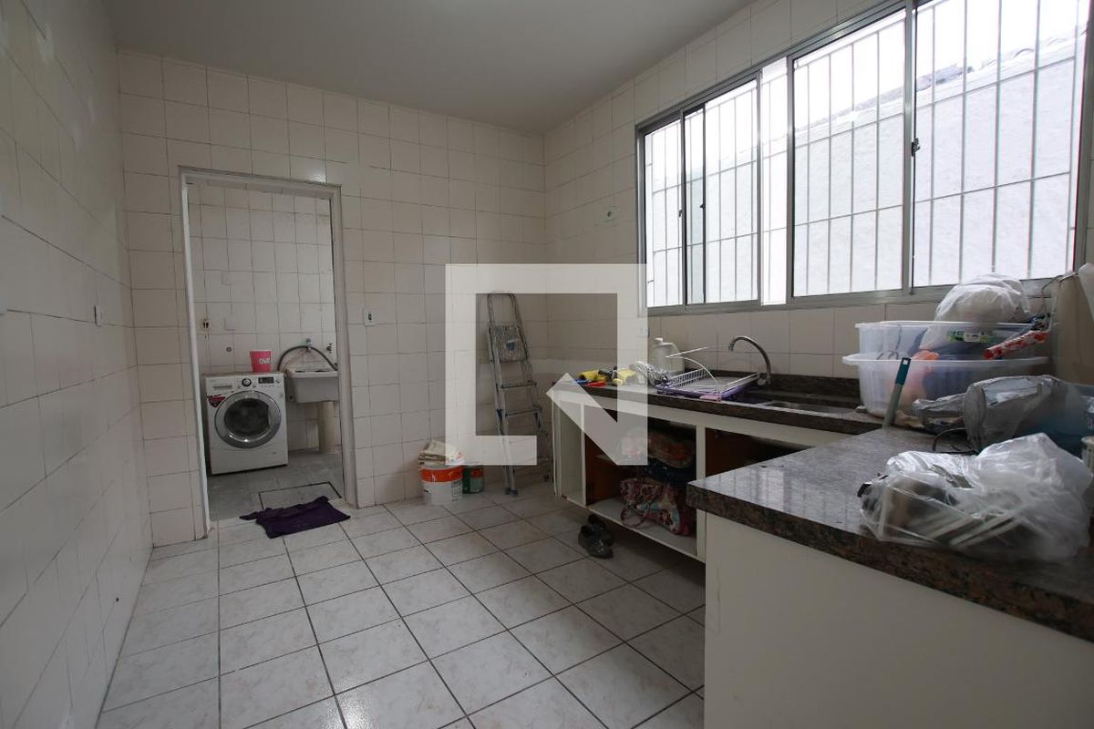 Casa, 2 quartos, 240 m² - Foto 50