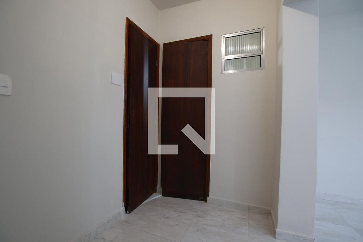 Casa, 2 quartos, 240 m² - Foto 38