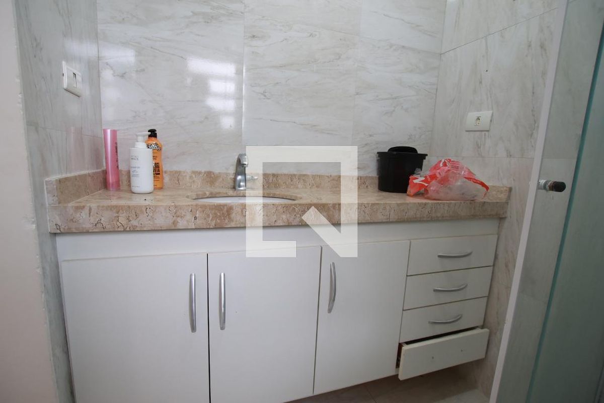 Casa, 2 quartos, 240 m² - Foto 33