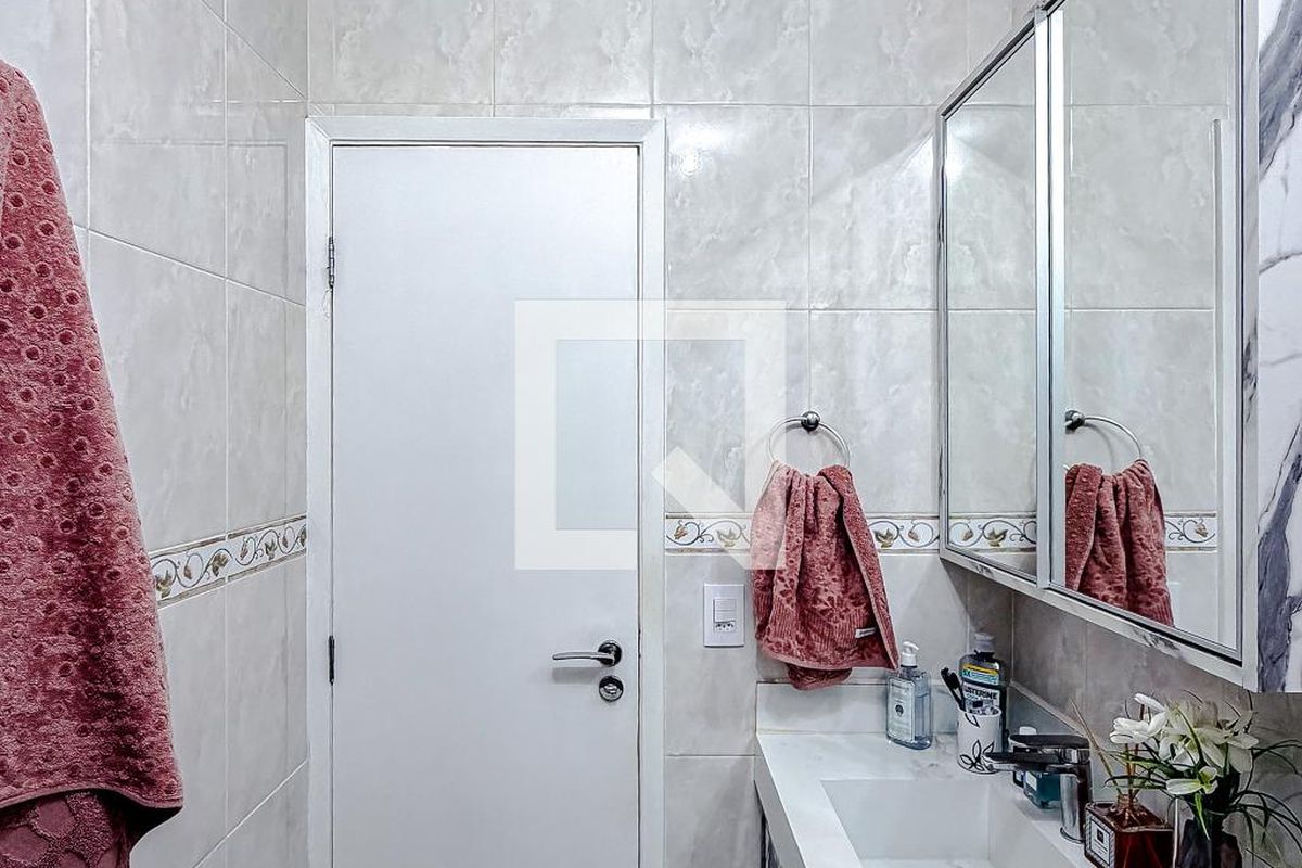 Casa, 3 quartos, 211 m² - Foto 35