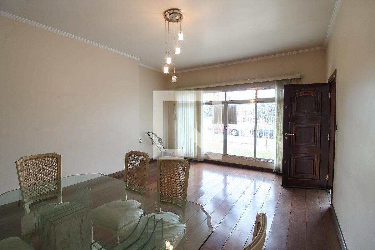 Casa, 3 quartos, 288 m² - Foto 1