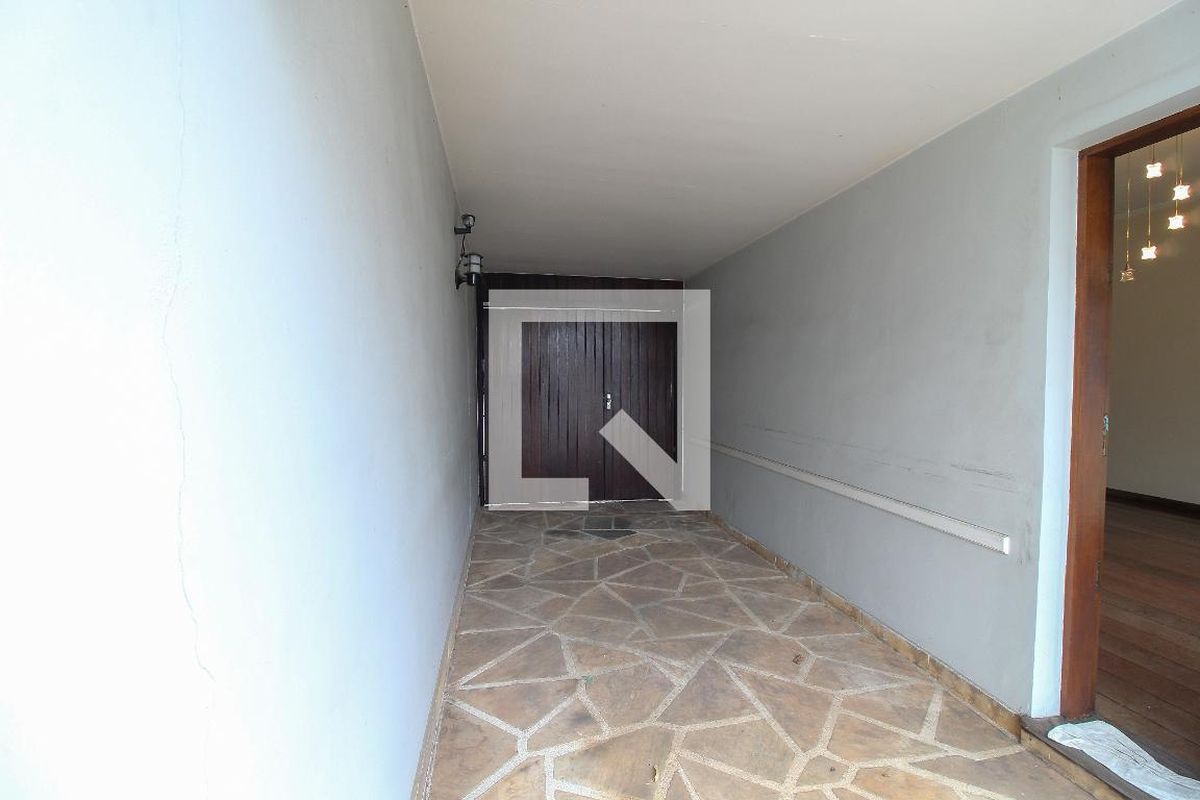 Casa, 3 quartos, 288 m² - Foto 33